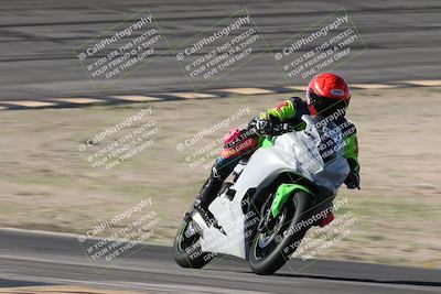 media/Jan-15-2026-Racers Edge (Thu) [[dfebeb70ab]]/3-B Group/Session 2 (Bowl Exit)/